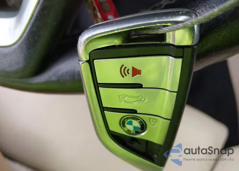 2019 BMW 530I z USA, uszkodzony, nr VIN WBAJA5C5XKWW10345